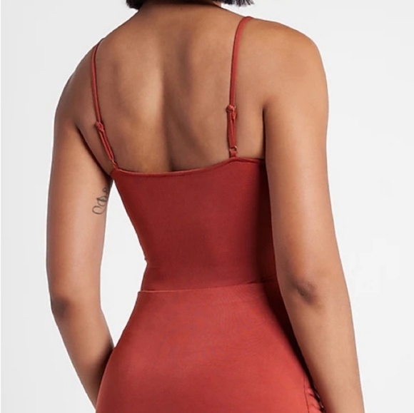 BNWT EXPRESS RUST COLORED BODY CONTOUR TIE FRONT BODYSUIT - Picture 2 of 8